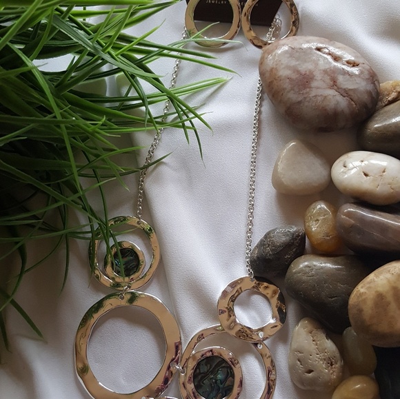 Necklace Set - Picture 5 of 6